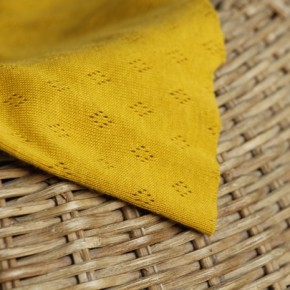 maille ajourée moutarde
