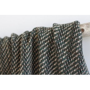 tissus upcycling - un chat sur un fil