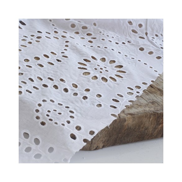 Coton Broderie anglaise - Roseanne blanc