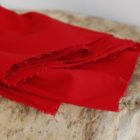 tissu gabardine de coton -rouge