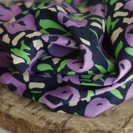 tissu coton imprimé fleurs - violet et vert