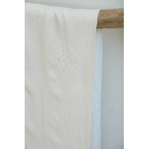 tissu lin et viscose broderies