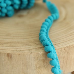 galon pompons turquoise