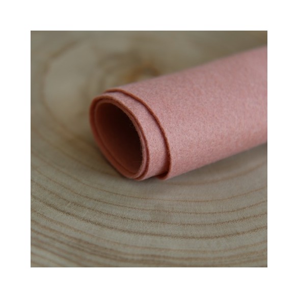 feutrine rose blush - un chat sur un fil