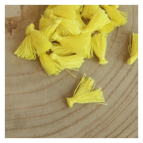 mini pompon jaune mini pompon jaune