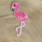écusson flamant rose - un chat sur un fil