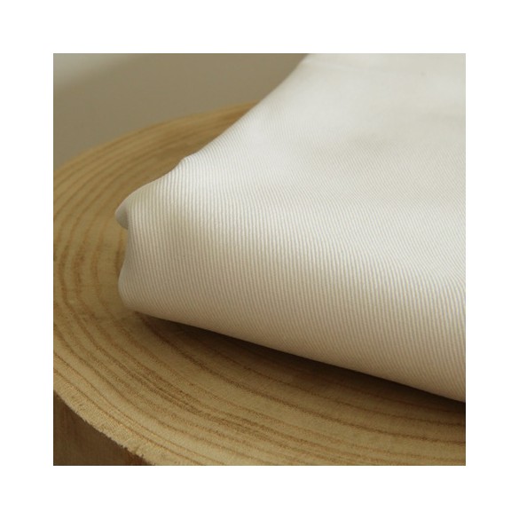 GABARDINE DE COTON BLANC CASSE