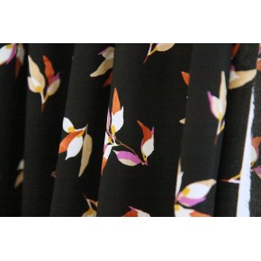 tissu crêpe à fleurs - un chat sur un fil