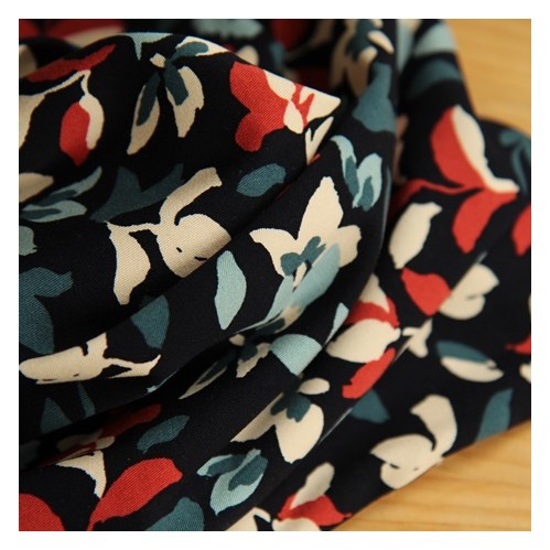viscose imprimée Uzès marine et bleu viscose imprimée Uzès marine et bleu