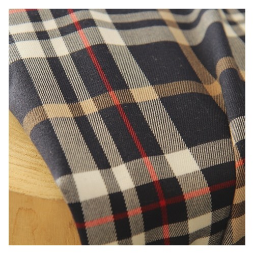 flanelle à carreaux marine et rouge flanelle à carreaux marine et rouge
