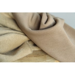 tissu molleton beige - un chat sur un fil