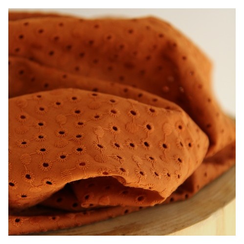Broderie anglaise - Ambroisine caramel Broderie anglaise - Ambroisine caramel