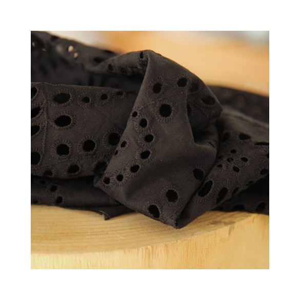 coton en broderie anglaise - noir