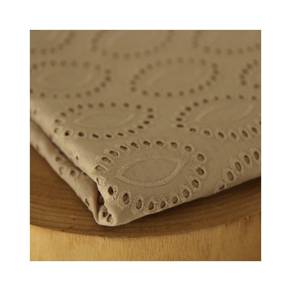broderie anglaise - quiterie beige