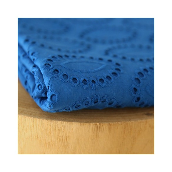 Broderie anglaise - Quiterie bleu électrique