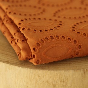 Broderie anglaise - Quiterie caramel