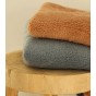 tissu sherpa - un chat sur un fil