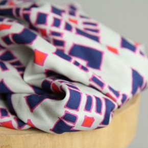 viscose upcyclée - un chat sur un fil