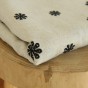 tissu brodé en lin - fleurs noires