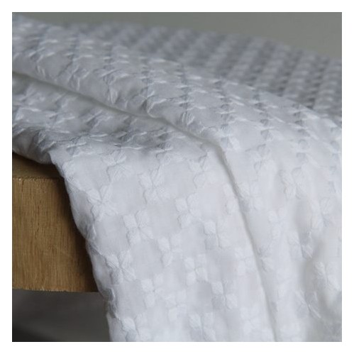 tissu broderie anglaise - un chat sur un fil tissu broderie anglaise - un chat sur un fil