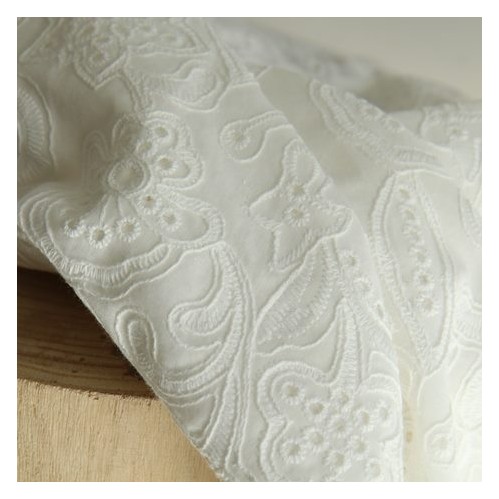 jolie broderie anglaise Stella écru jolie broderie anglaise Stella écru