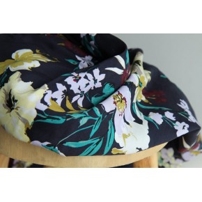 jolie viscose imprimé fleurs - un chat sur un fil
