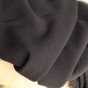 crépon noir - un chat sur un fil