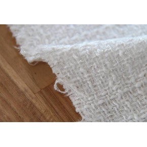 tweed blanc façon chanel - un chat sur un fil