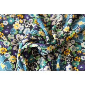 tissu collection upcycling - un chat sur un fil