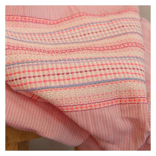 Tissu en jacquard - fabriqué en France Tissu en jacquard - fabriqué en France