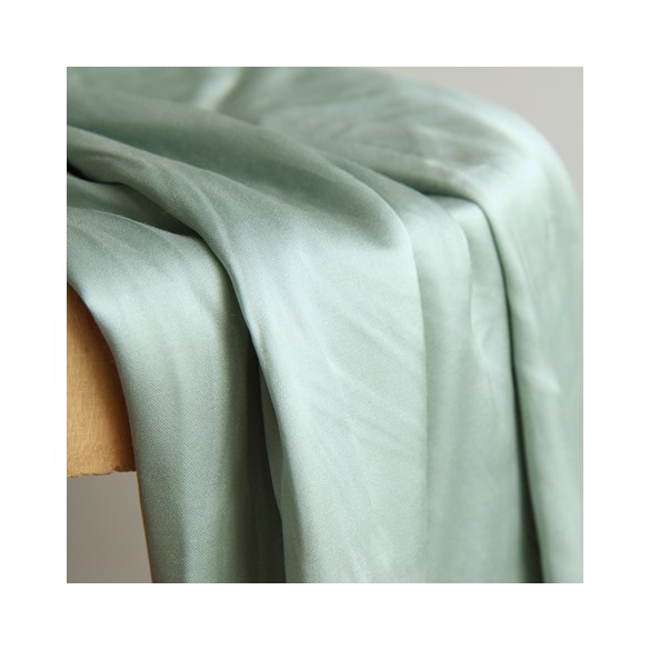 tissu en satin de viscose - céladon