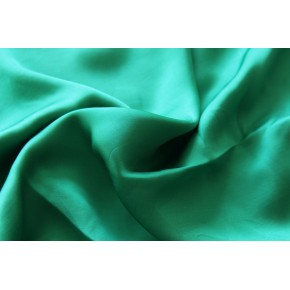tissu satin de viscose - vert prairie