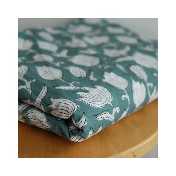 tissu indien block print - un chat sur un fil
