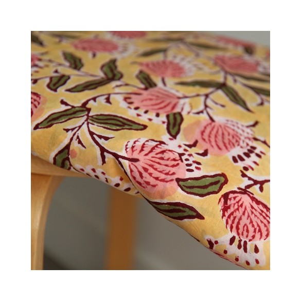 tissu indien block print - un chat sur un fil