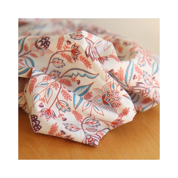 tissu coton inspiration indienne - un chat sur un fil