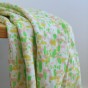 voile de viscose graphique - vert et rose