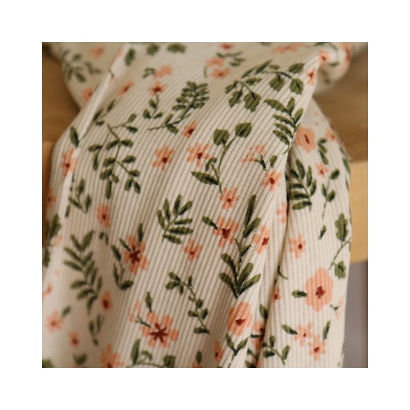 tissu côtelé écru et fleurs roses et vertes