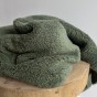 tissu sherpa vert - un chat sur un fil