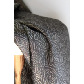 tissu upcyclé - un chat sur un fil