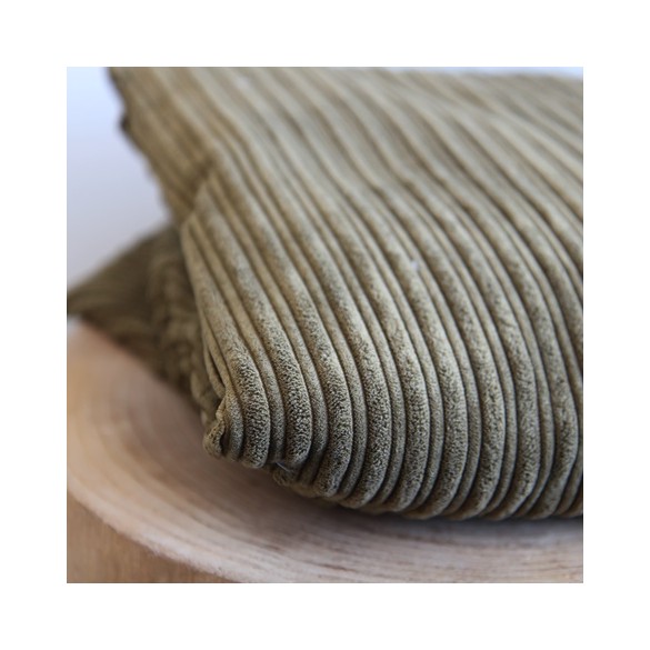 velours côtelé kaki fourrure beige