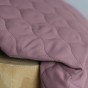 tissu matelassé rose - un chat sur un fil