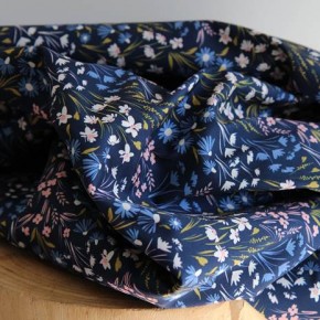 tissu softshell flowers - un chat sur un fil