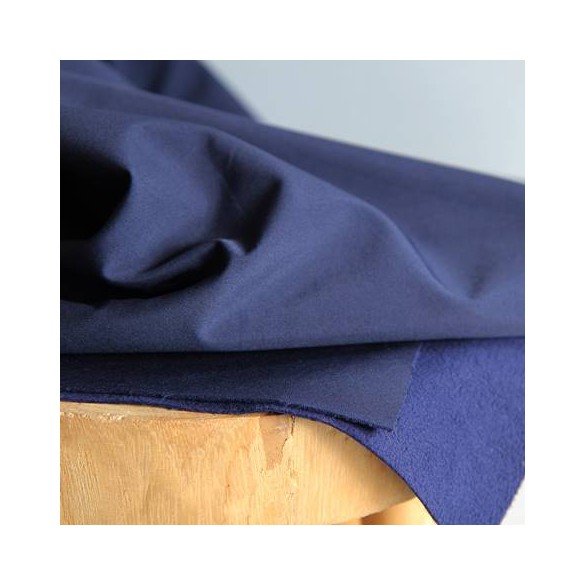 tissu softshell marine - un chat sur un fil