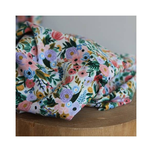tissu rifle paper co - un chat sur un fil