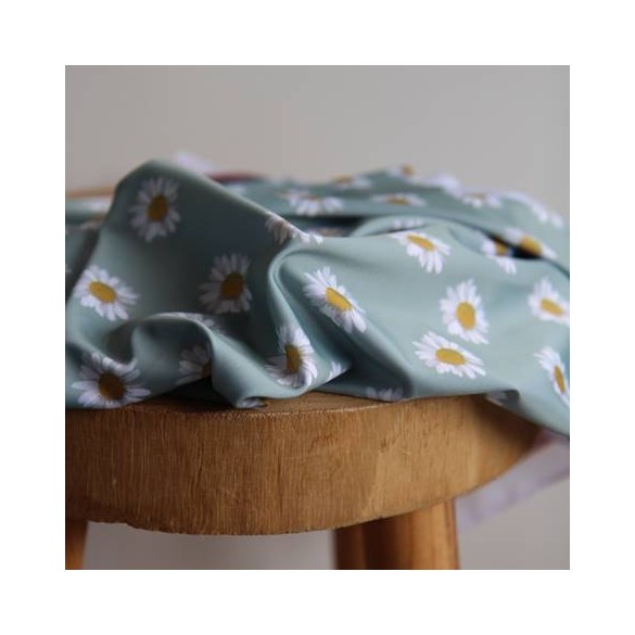tissu maillot - un chat sur un fil