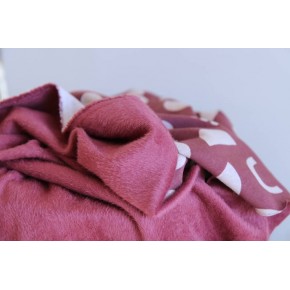 sweat imprimé - un chat sur un fil