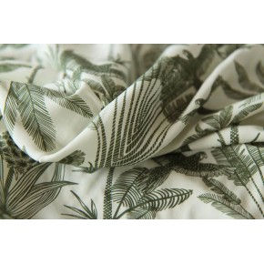 jolie viscose jungle - un chat sur un fil