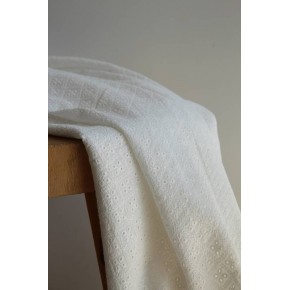 tissu en coton brodé blanc cassé