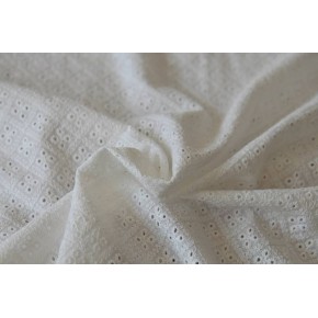 tissu en coton brodé blanc cassé - un chat sur un fil