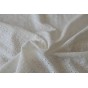 tissu en coton brodé blanc cassé - un chat sur un fil